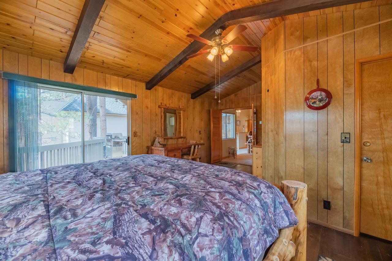 Moonridge Manor - Very Lovely Cabin In A Quiet Neighborhood With An Amazing Hot Tub! Villa Big Bear Lake Buitenkant foto